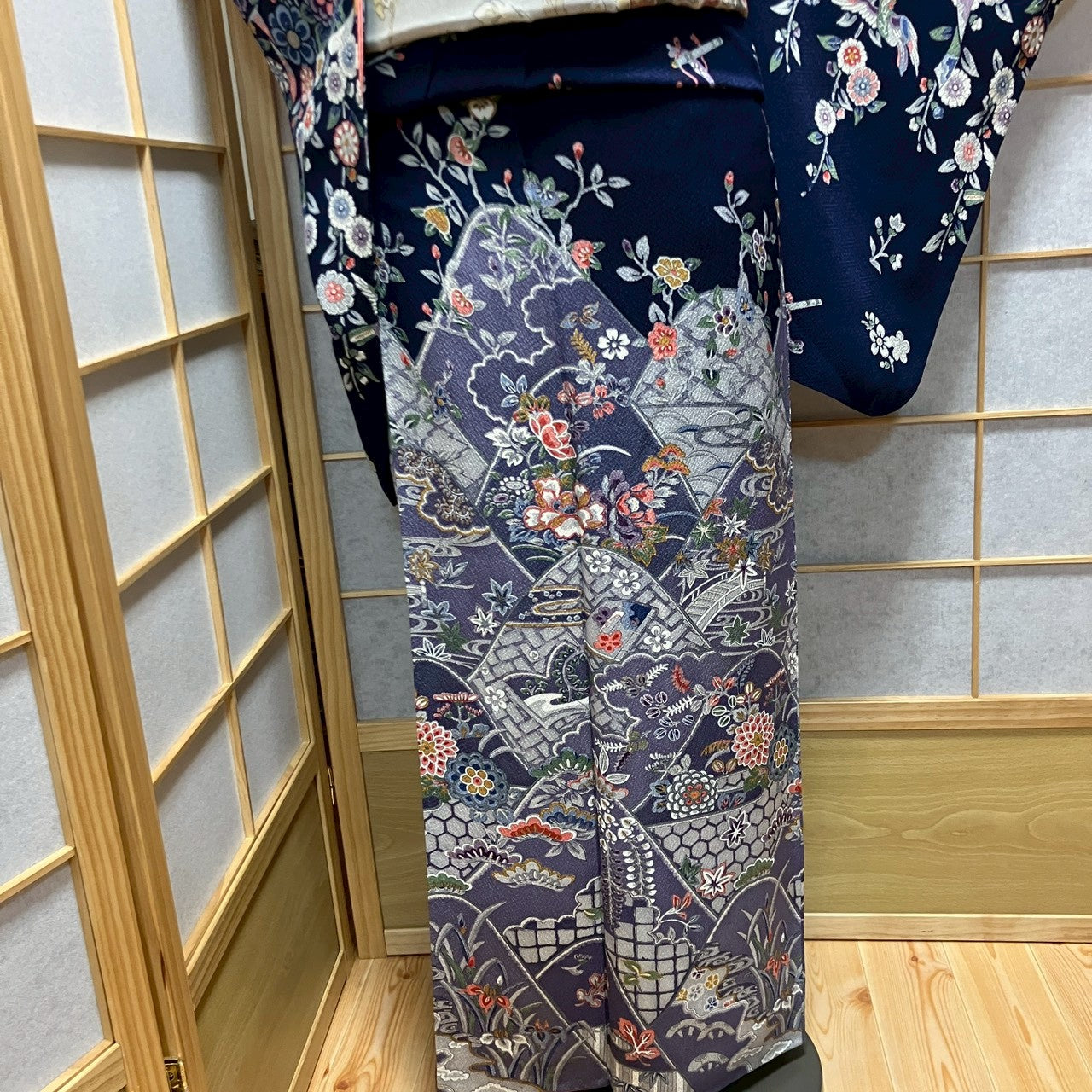 6441# Japanese Kimono Vintage Womens Silk Fabric Robe Kimono only sold Navy blue