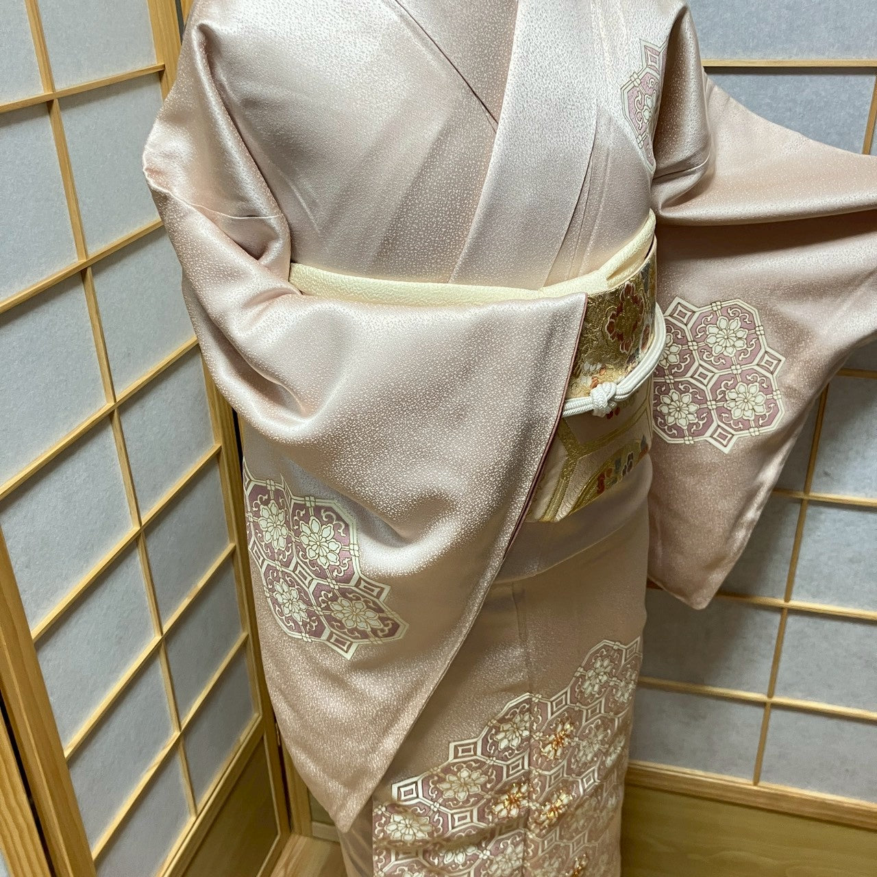 6480# Japanese Kimono Vintage Womens Silk Fabric Robe Kimono only sold