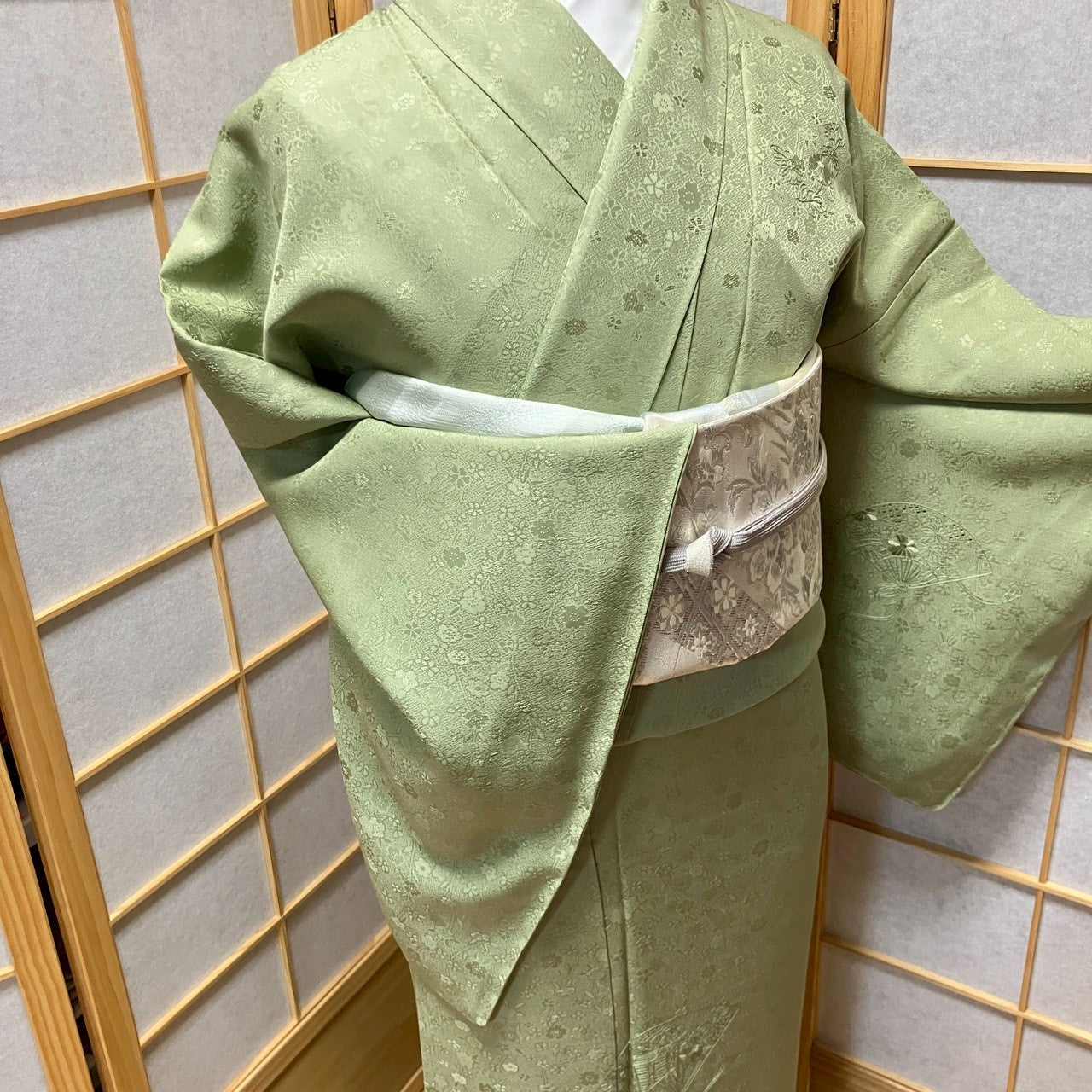 6791# Japanese Kimono Vintage Womens Silk Fabric Robe Kimono only sold