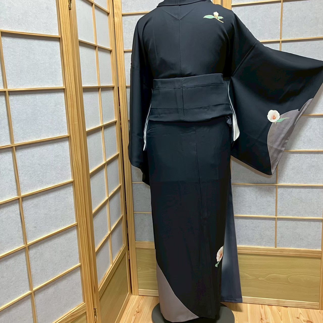 7175# Japanese Kimono Vintage Womens Silk Fabric Robe Kimono only sold