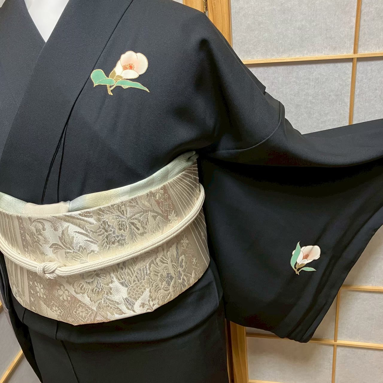 7175# Japanese Kimono Vintage Womens Silk Fabric Robe Kimono only sold