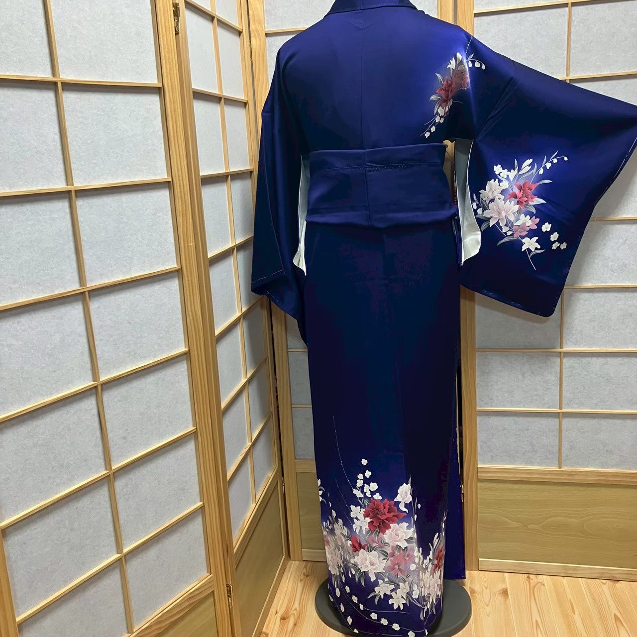 7184# Japanese Kimono Vintage Womens Silk Fabric Robe Kimono only sold Unused