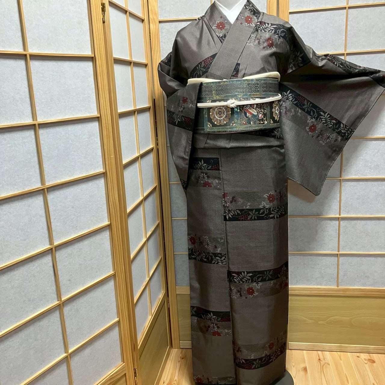 7208# Japanese Kimono Vintage Womens Silk Pongee Fabric Robe Kimono only sold