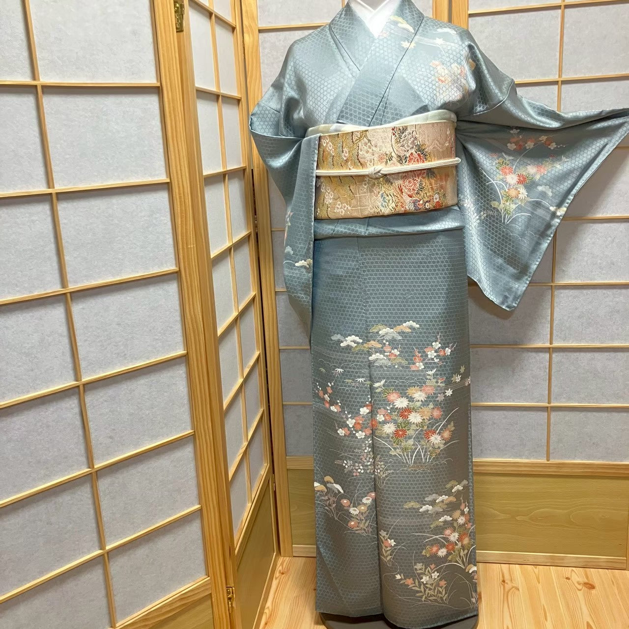 7473# Japanese Kimono Vintage Womens Silk Fabric Robe Kimono only sold