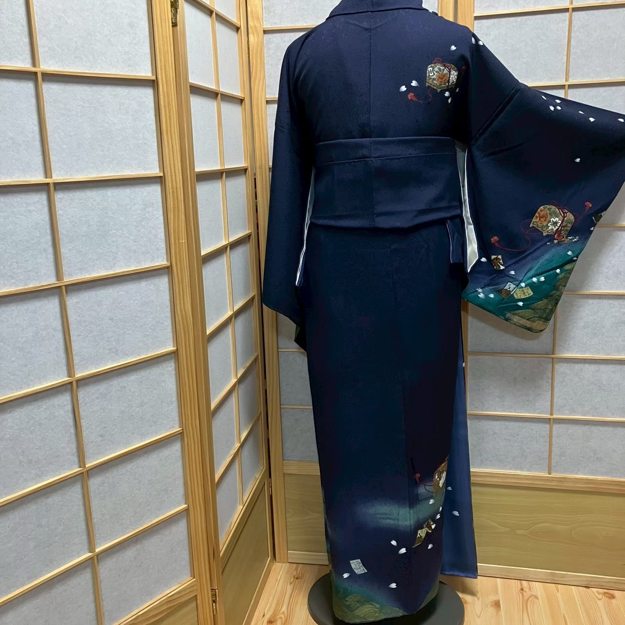 7476# Japanese Kimono Vintage Womens Silk Fabric Robe Kimono only sold