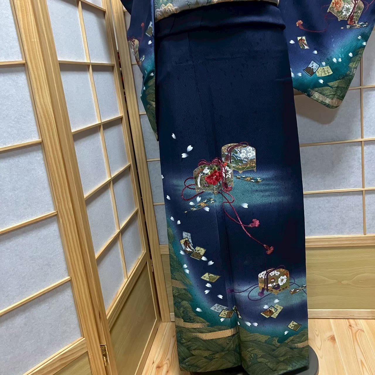 7476# Japanese Kimono Vintage Womens Silk Fabric Robe Kimono only sold