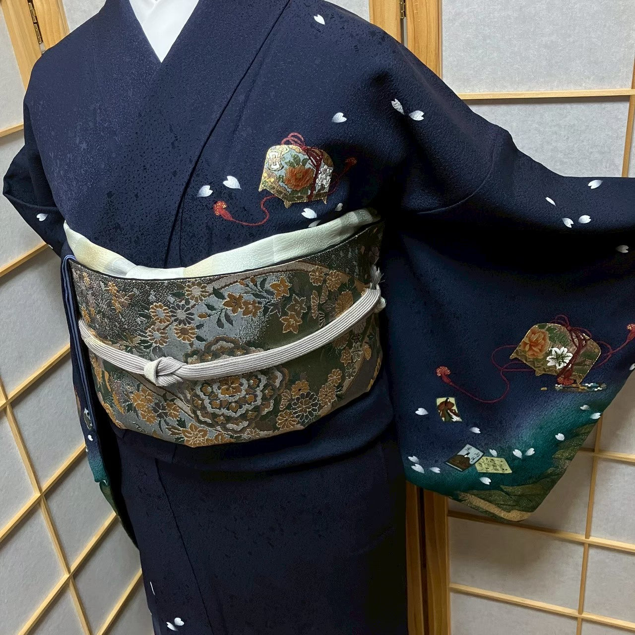7476# Japanese Kimono Vintage Womens Silk Fabric Robe Kimono only sold
