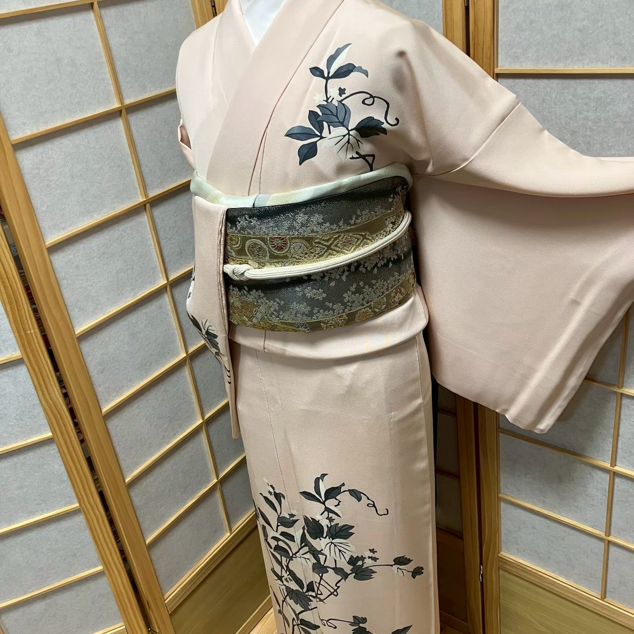7486# Japanese Kimono Vintage Womens Silk Fabric Robe Kimono only sold