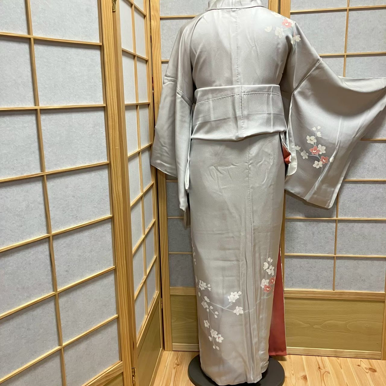 7493# Japanese Kimono Vintage Womens Silk Fabric Robe Kimono only sold