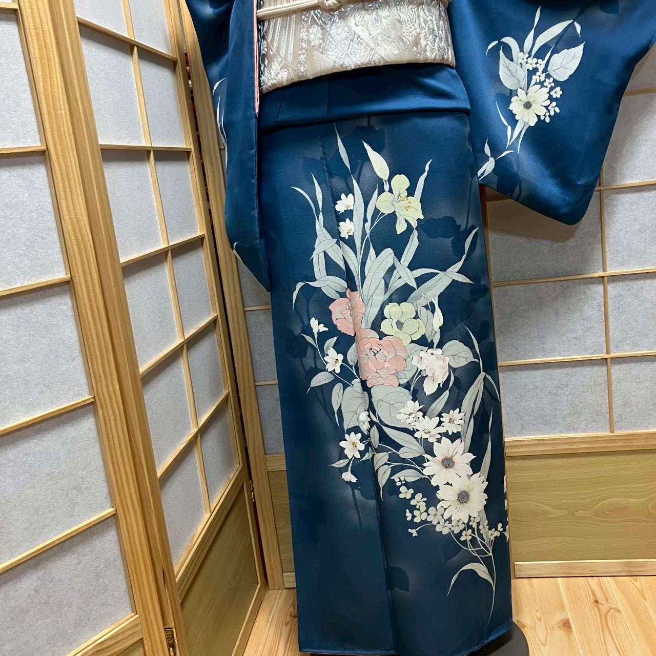 7494# Japanese Kimono Vintage Womens Silk Fabric Robe Kimono only sold