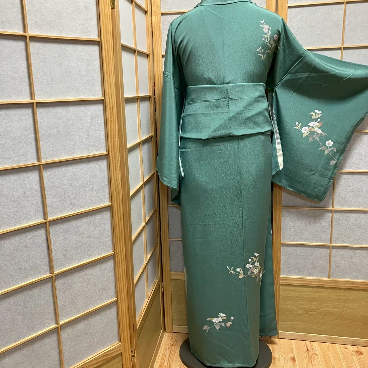 7498# Japanese Kimono Vintage Womens Silk Fabric Robe Kimono only sold
