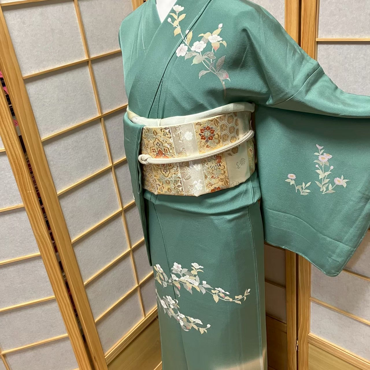 7498# Japanese Kimono Vintage Womens Silk Fabric Robe Kimono only sold