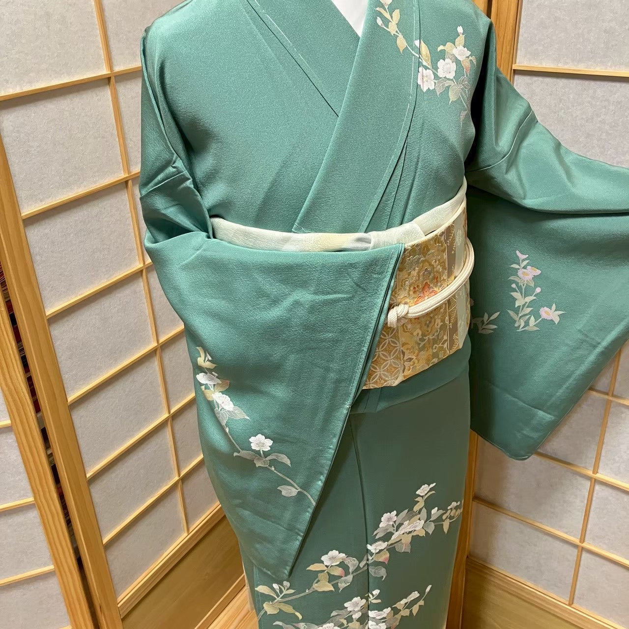 7498# Japanese Kimono Vintage Womens Silk Fabric Robe Kimono only sold