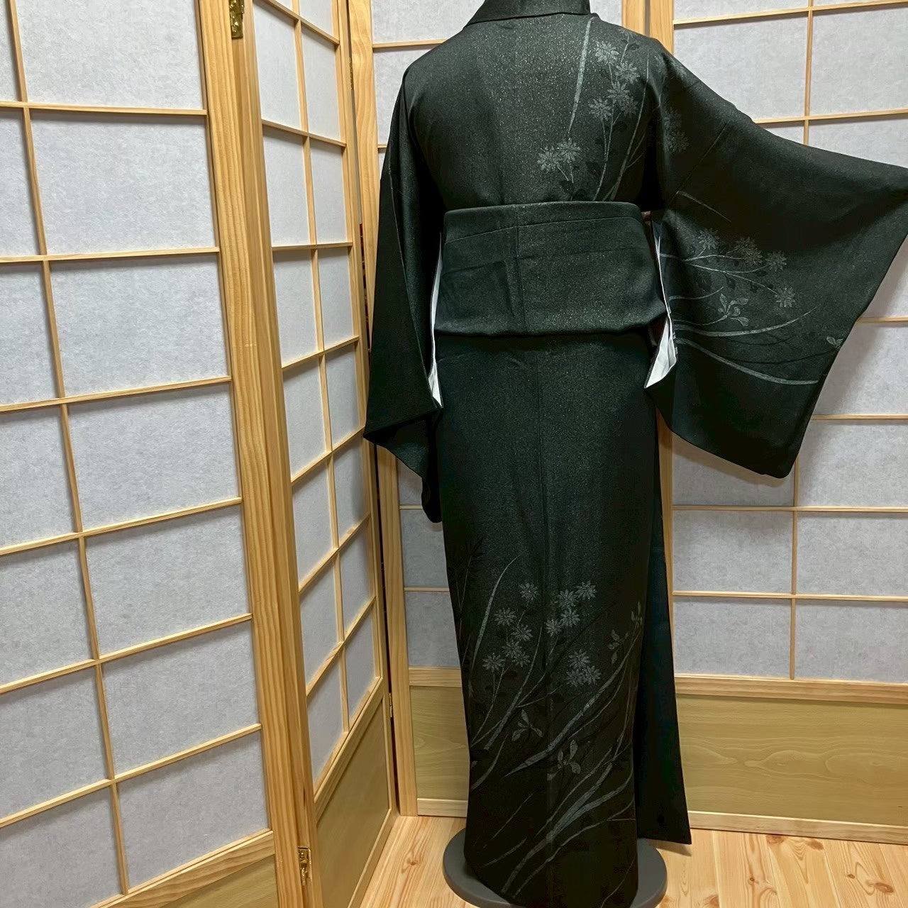 7504# Japanese Kimono Vintage Womens Silk Fabric Robe Kimono only sold
