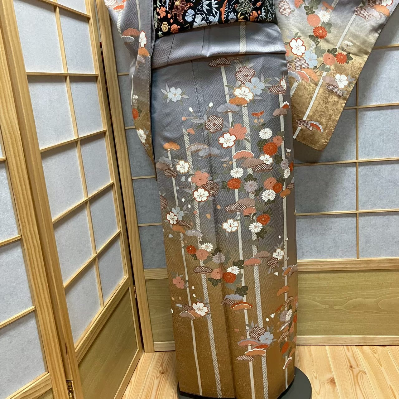 7524# Japanese Kimono Vintage Womens Silk Fabric Robe Kimono only sold