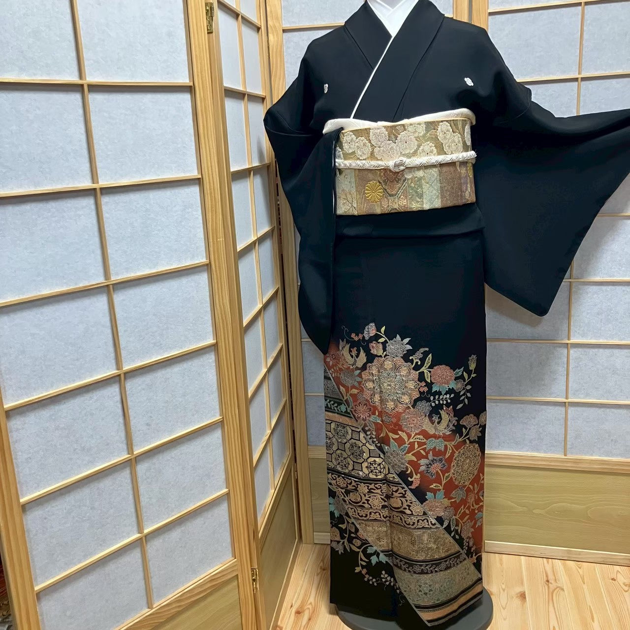 7525# Japanese Tomesode Kimono Vintage Womens Silk Fabric Robe Kimono only sold
