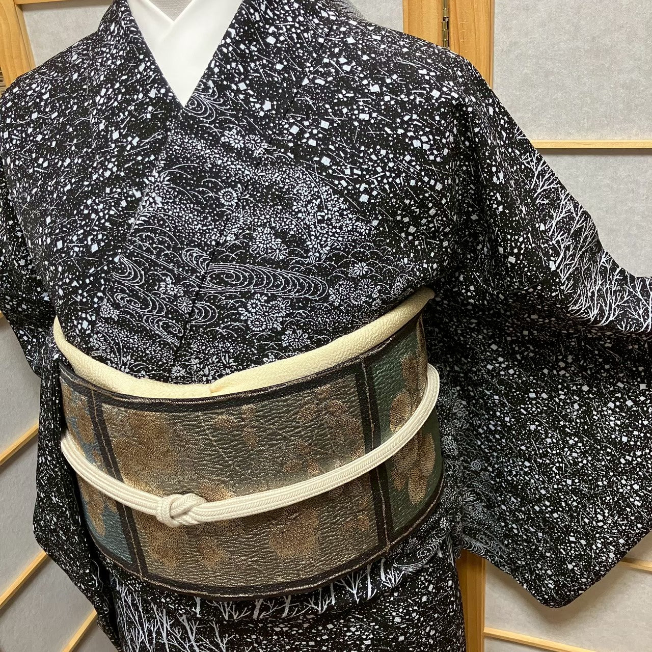 7805# Japanese Kimono Vintage Womens Silk Fabric Robe Kimono only sold