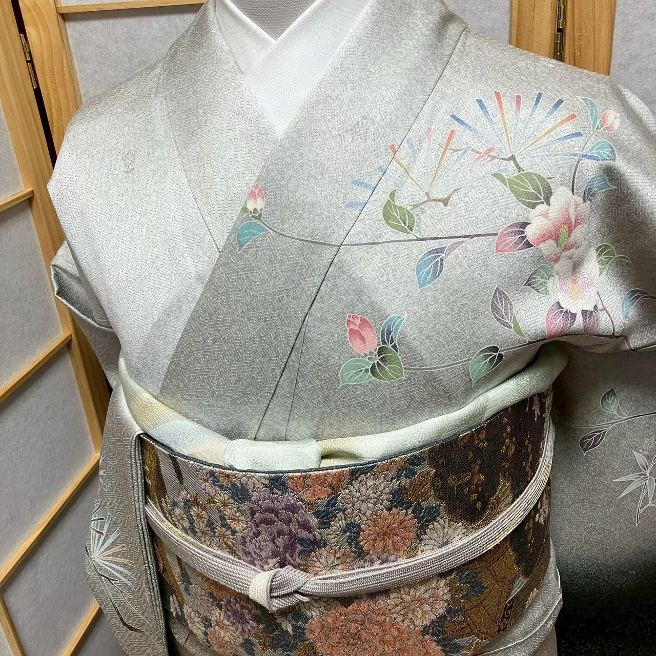7820# Japanese Kimono Vintage Womens Silk Fabric Robe Kimono only sold Gray