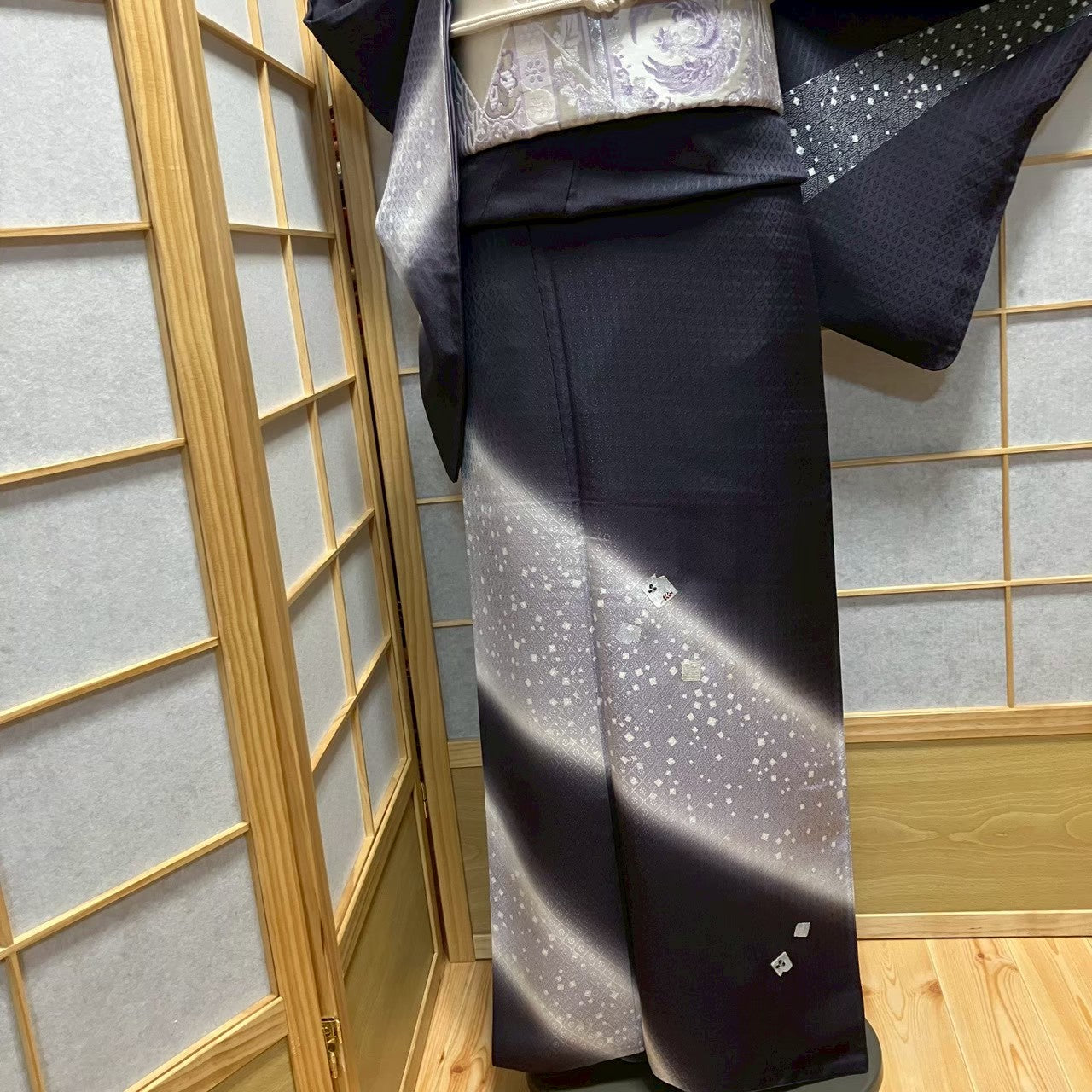 8075# Japanese Kimono Vintage Womens Silk Fabric Robe Kimono only sold