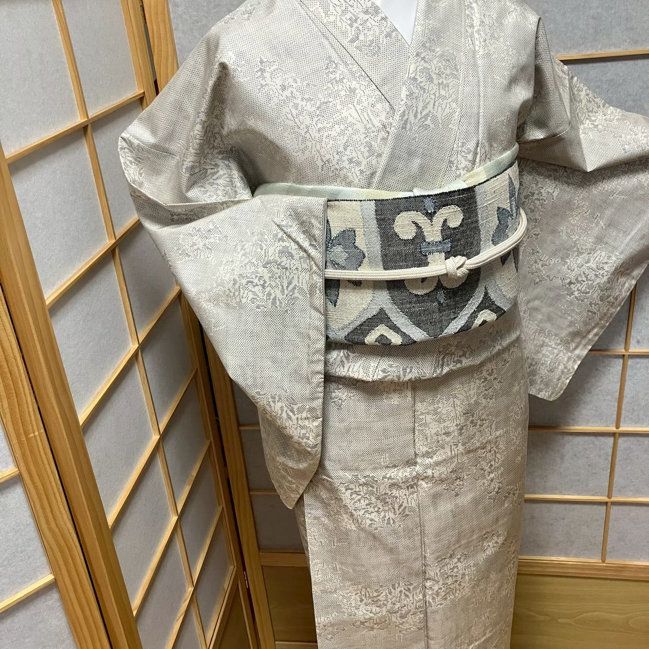 8121# Japanese Kimono Vintage Womens Silk Pongee Fabric Robe Kimono only sold