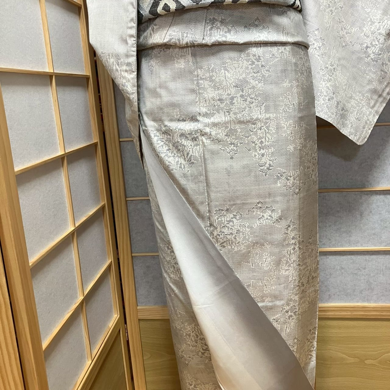 8121# Japanese Kimono Vintage Womens Silk Pongee Fabric Robe Kimono only sold