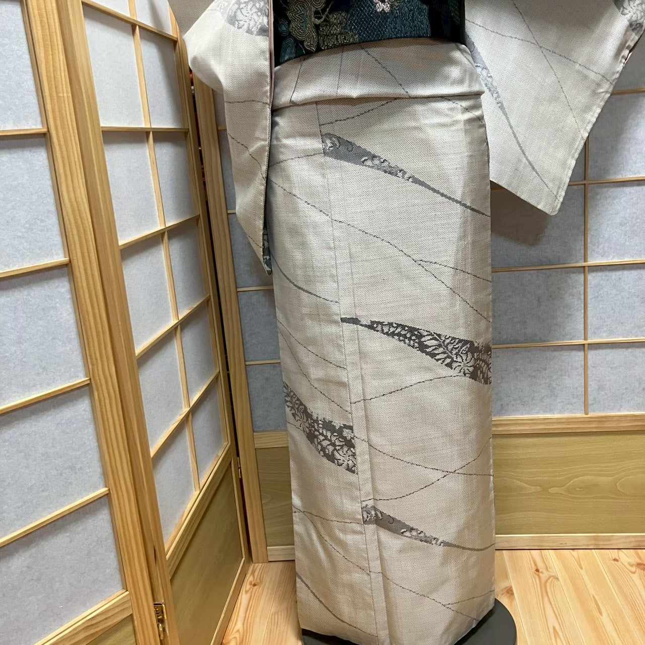 8112# Japanese Kimono Vintage Womens Silk Pongee Fabric Robe Kimono only sold