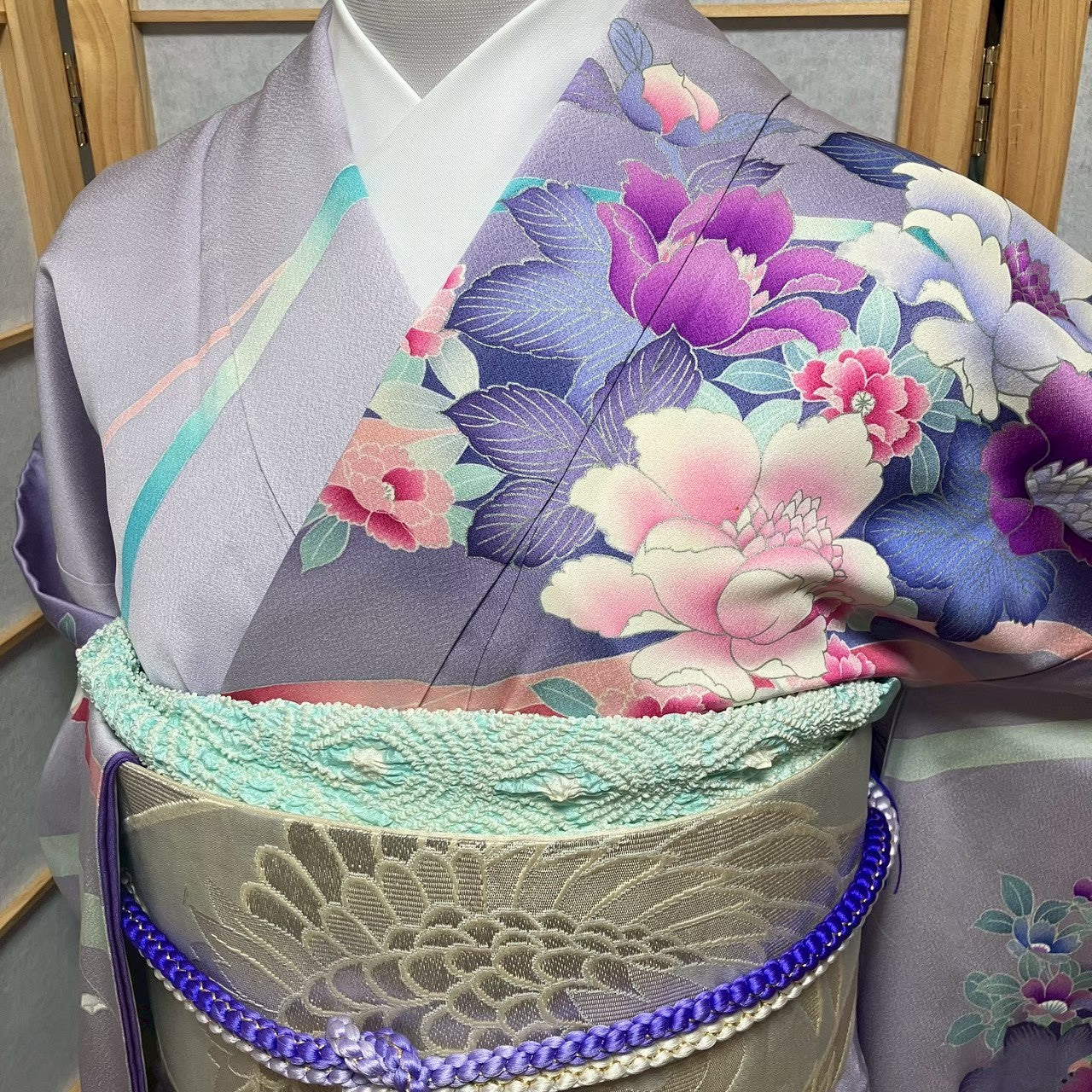 8174# Japanese Vintage Furisode Kimono Obi Obijime Obiage 4-Piece Set Silk Robe