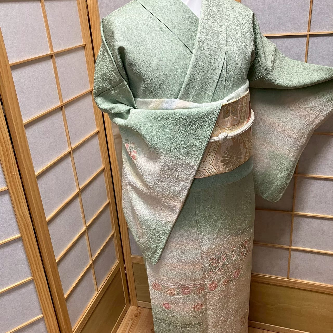 8140# Japanese Kimono Vintage Womens Silk Fabric Robe Kimono only sold