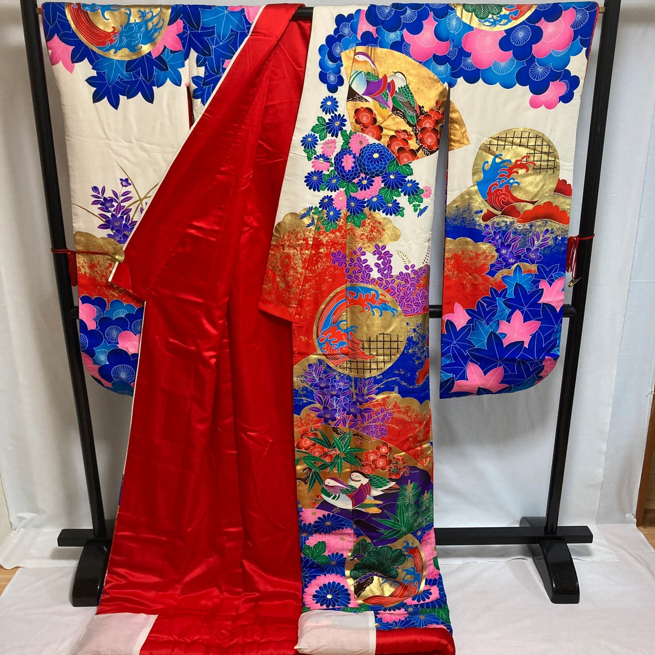 8330# Japanese kimono Vintage Uchikake Bridal Pure Silk Robe Embroidery White