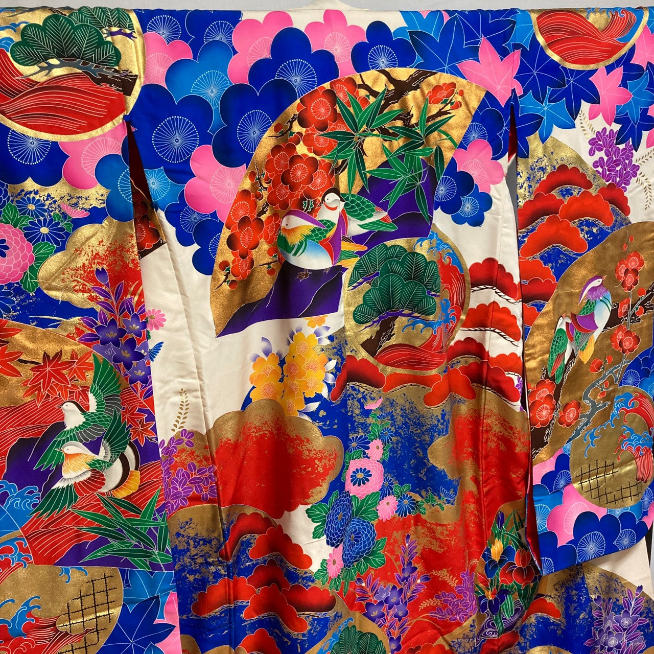 8330# Japanese kimono Vintage Uchikake Bridal Pure Silk Robe Embroidery White