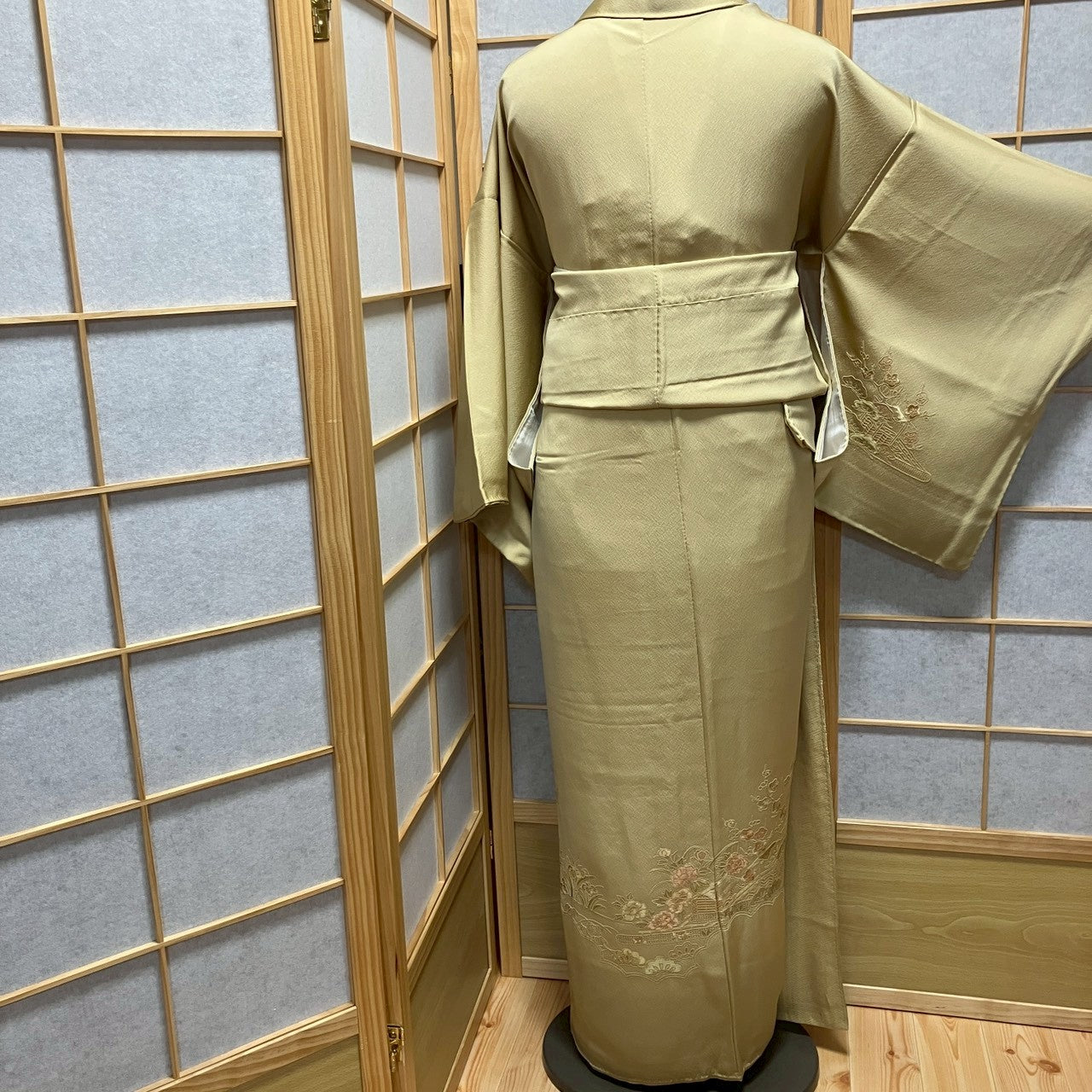 8181# Japanese Kimono Vintage Womens Silk Fabric Robe Kimono only sold