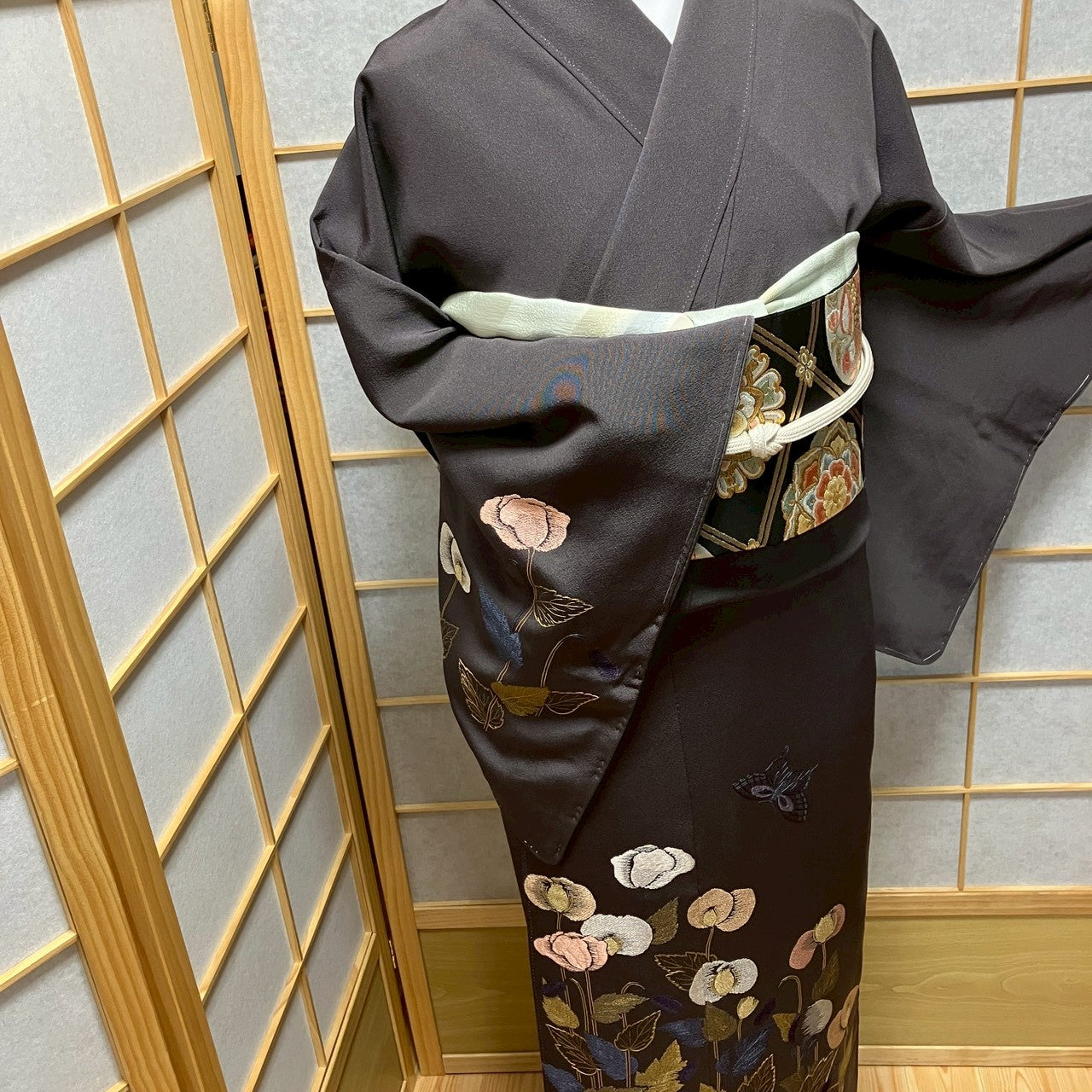 8192# Japanese Kimono Vintage Womens Silk Fabric Robe Kimono only sold