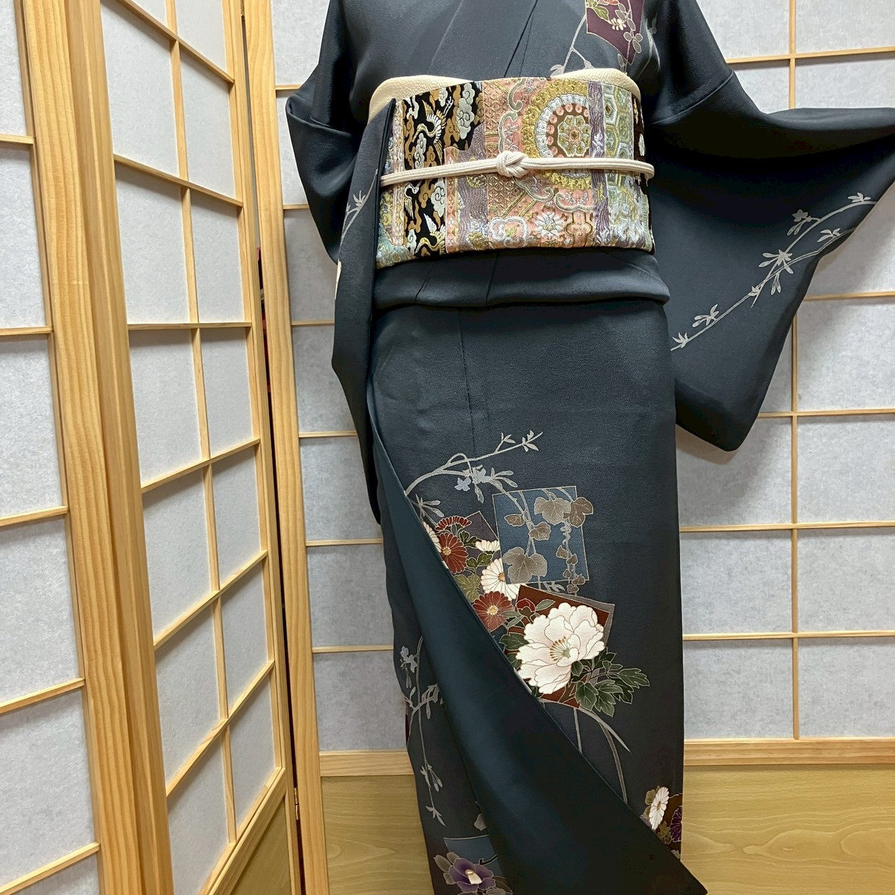 8194# Japanese Kimono Vintage Womens Silk Fabric Robe Kimono only sold