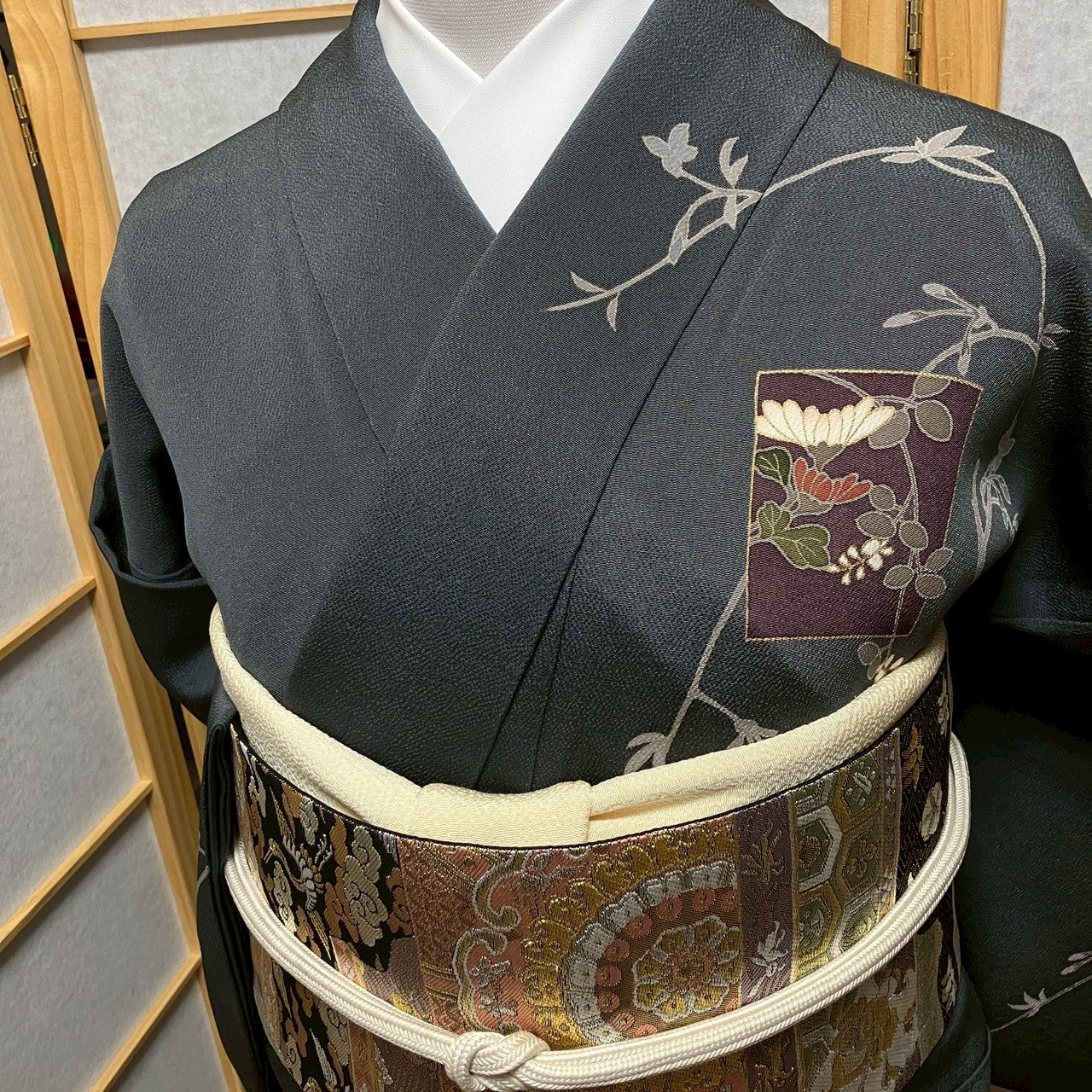 8194# Japanese Kimono Vintage Womens Silk Fabric Robe Kimono only sold