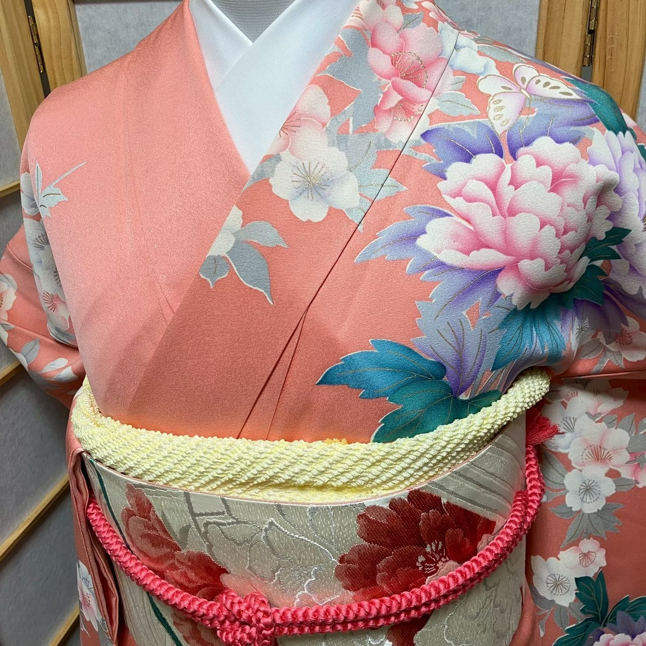 8183# Japanese Vintage Furisode Kimono Obi Obijime Obiage 4-Piece Set Silk Robe