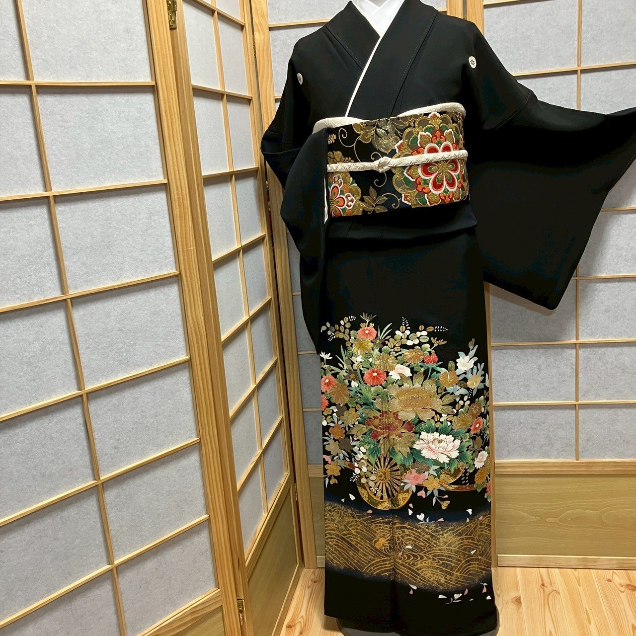 8195# Japanese Tomesode Kimono Vintage Womens Silk Fabric Robe Kimono only sold