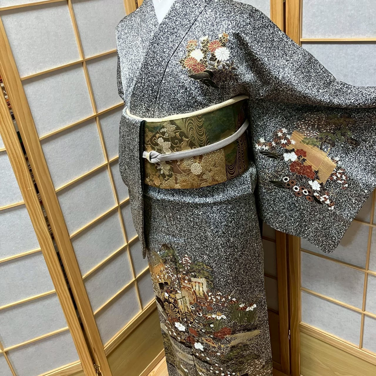 8184# Japanese Kimono Vintage Womens Silk Fabric Robe Kimono only sold Black