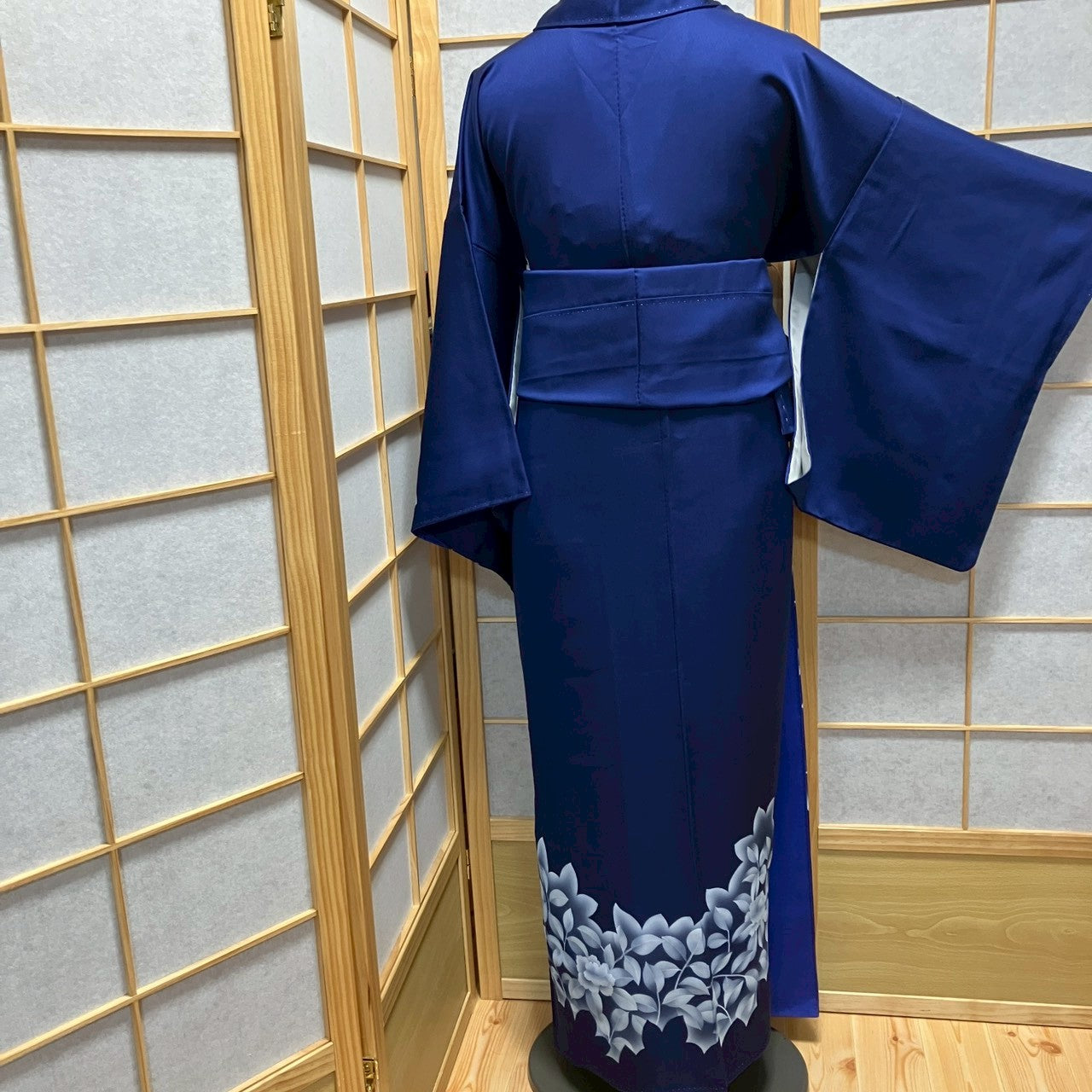 8186# Japanese Kimono Vintage Womens Silk Fabric Robe Kimono only sold Blue