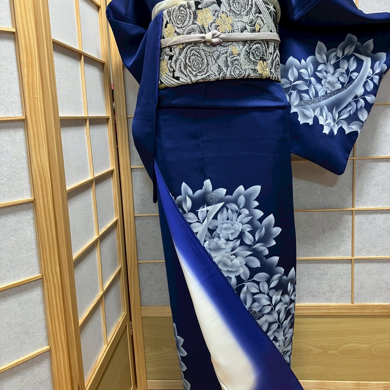 8186# Japanese Kimono Vintage Womens Silk Fabric Robe Kimono only sold Blue