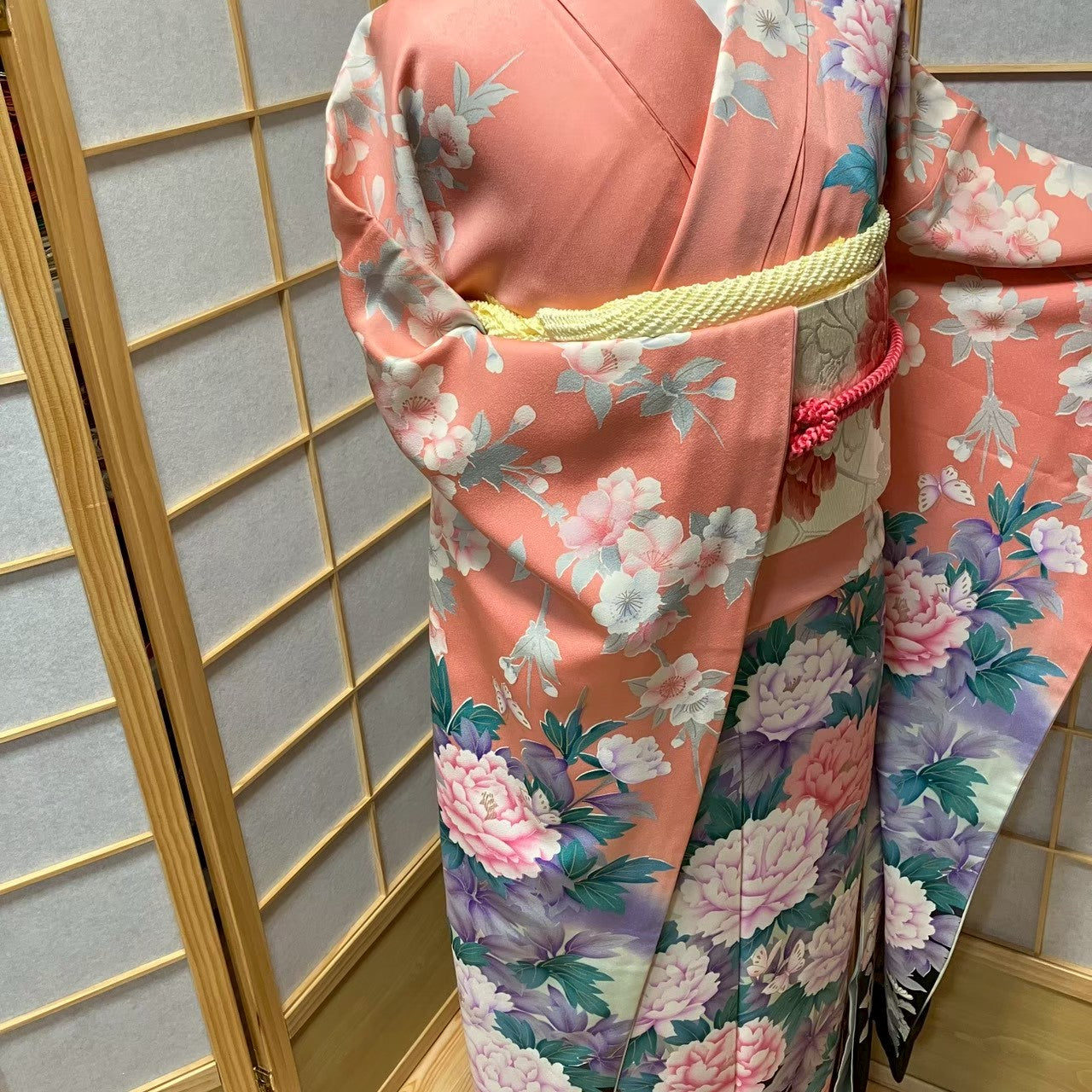 8183# Japanese Vintage Furisode Kimono Obi Obijime Obiage 4-Piece Set Silk Robe
