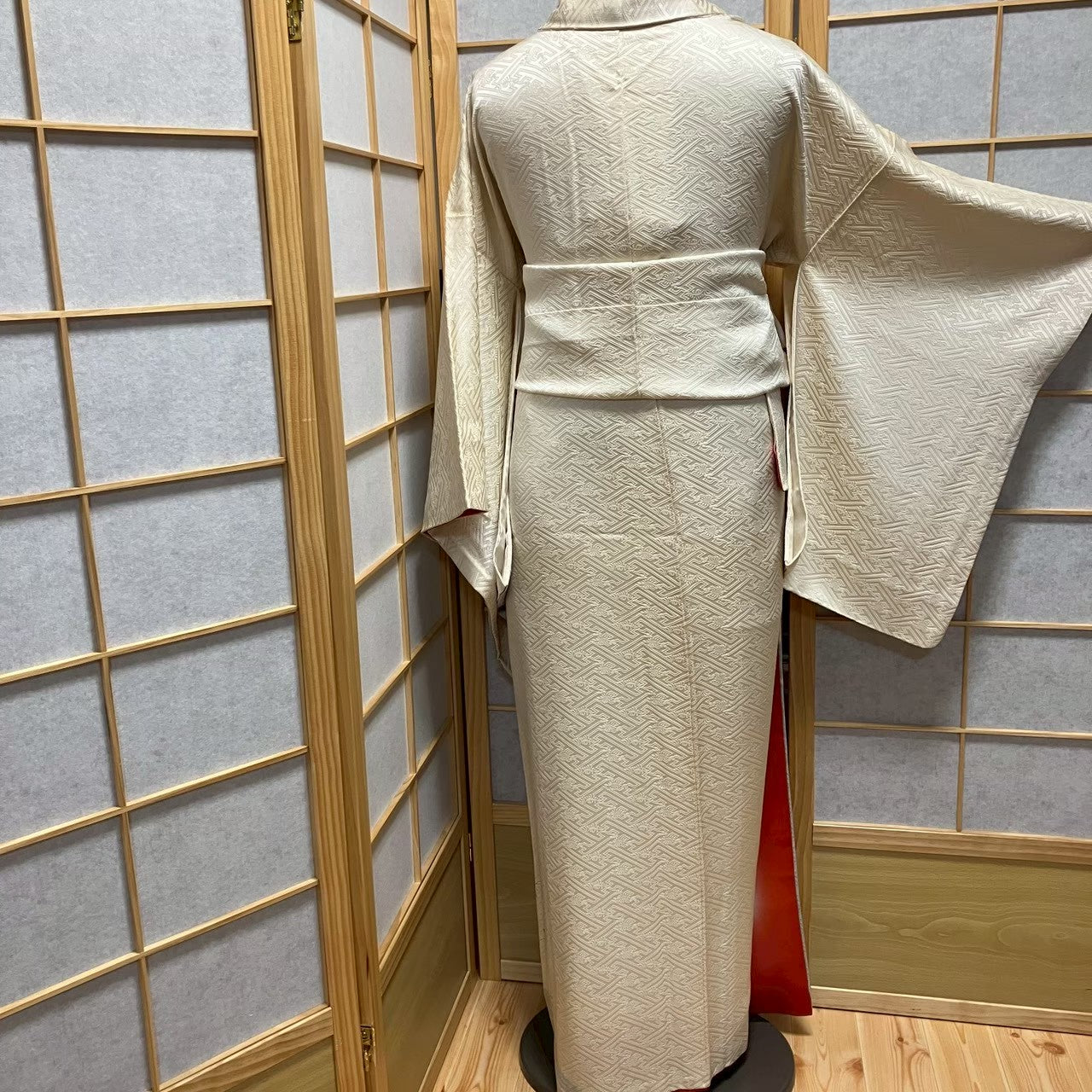 8197# Japanese Kimono Vintage Womens Silk Fabric Robe Kimono only sold