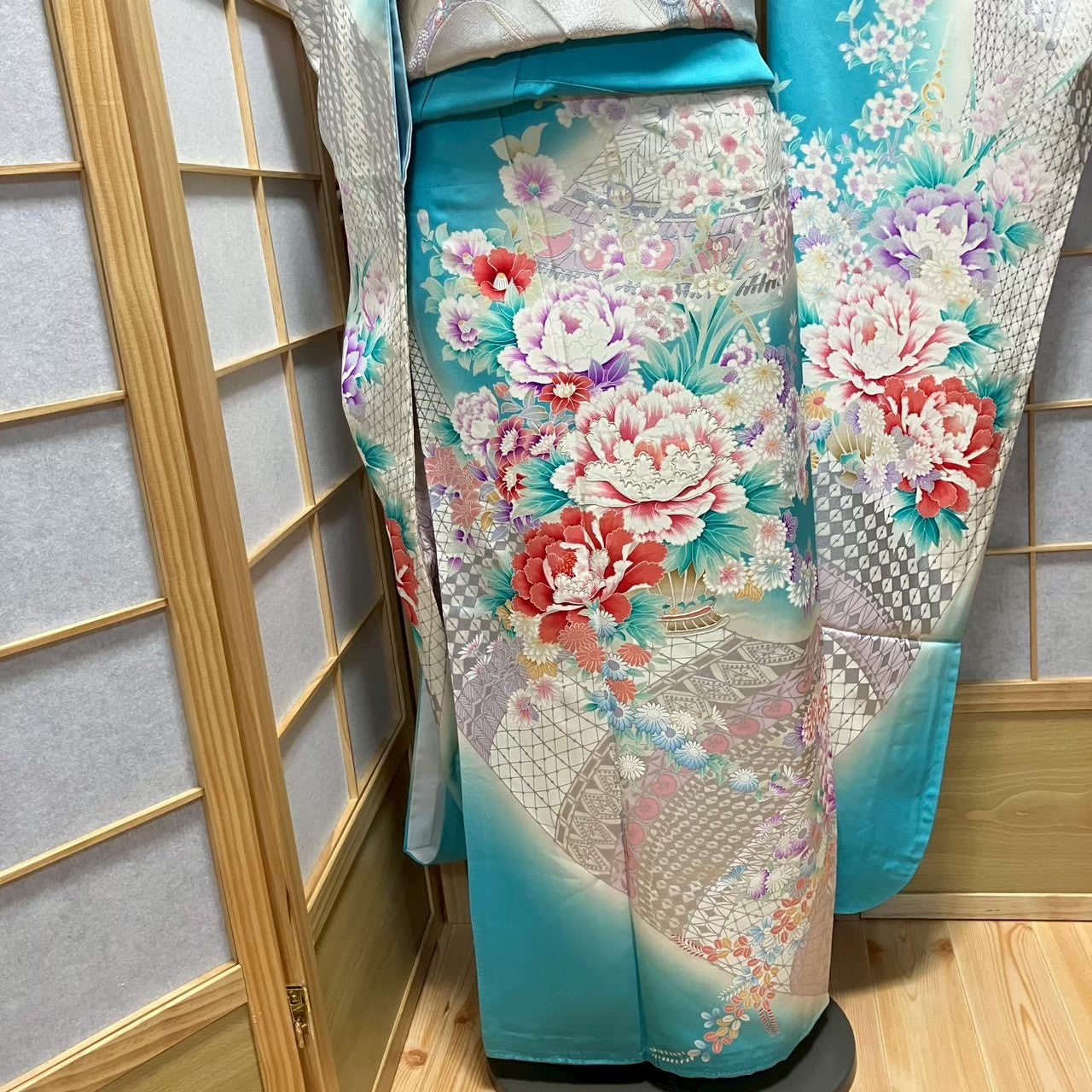 8461# Japanese Vintage Furisode Kimono Obi Obijime Obiage 4-Piece Set Silk Robe