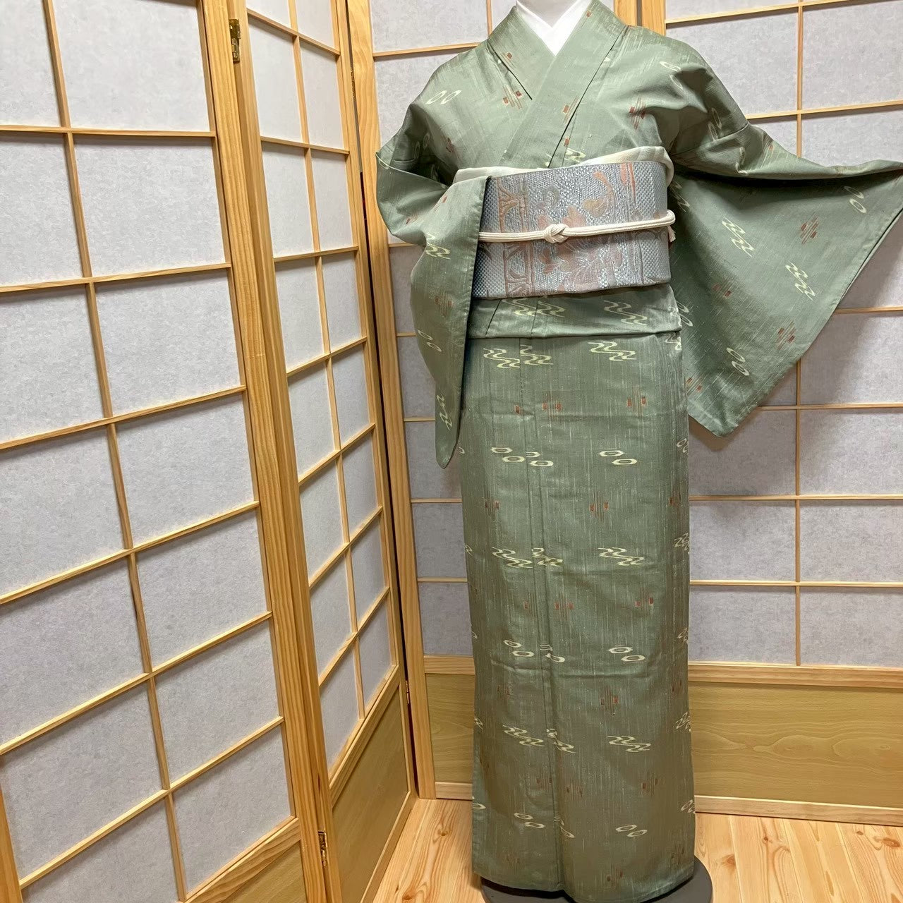 8489# Japanese Kimono only sold Vintage Womens Silk Fabric Robe Unlined kimono