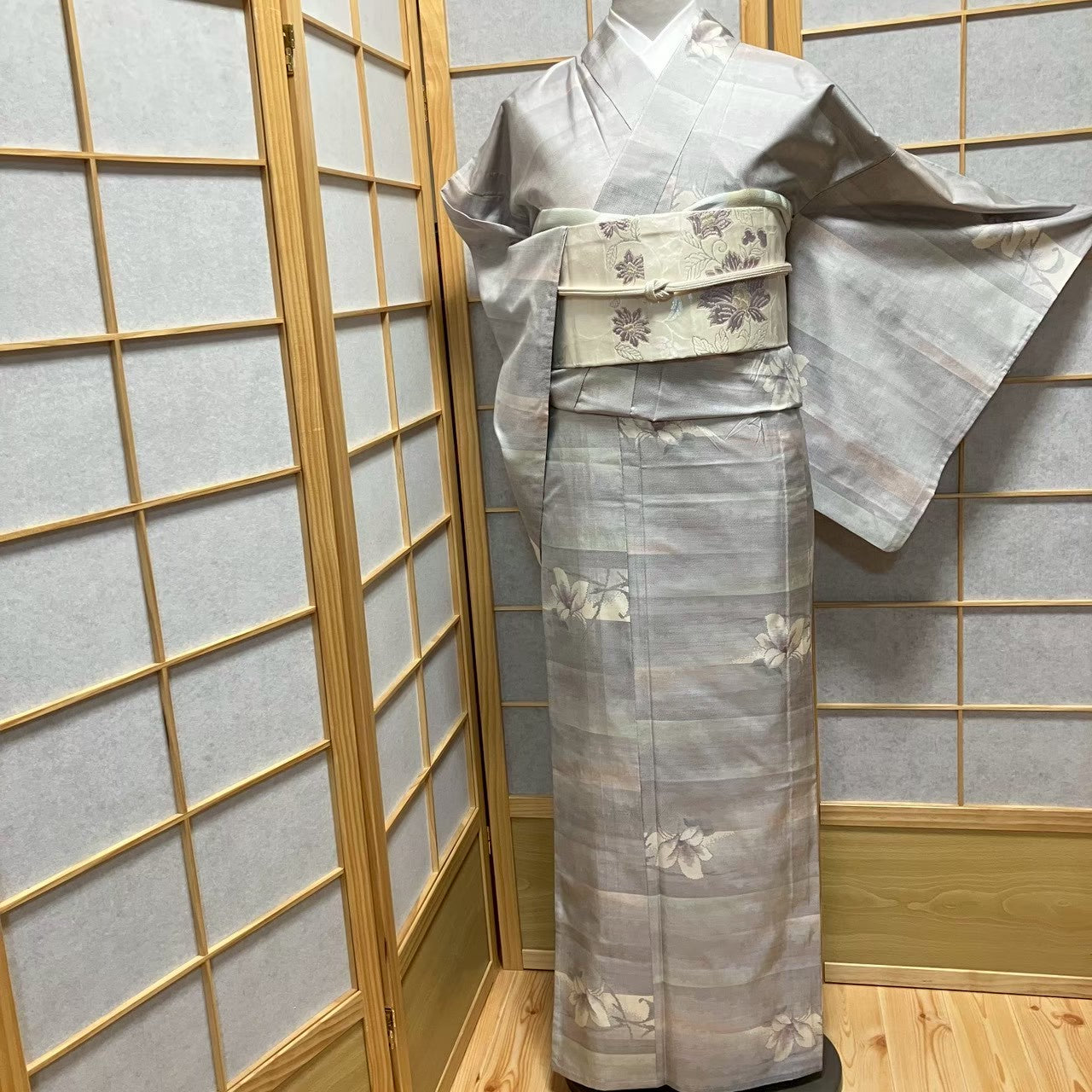 8742# Japanese Kimono only sold Vintage Womens Silk Fabric Robe Unlined kimono