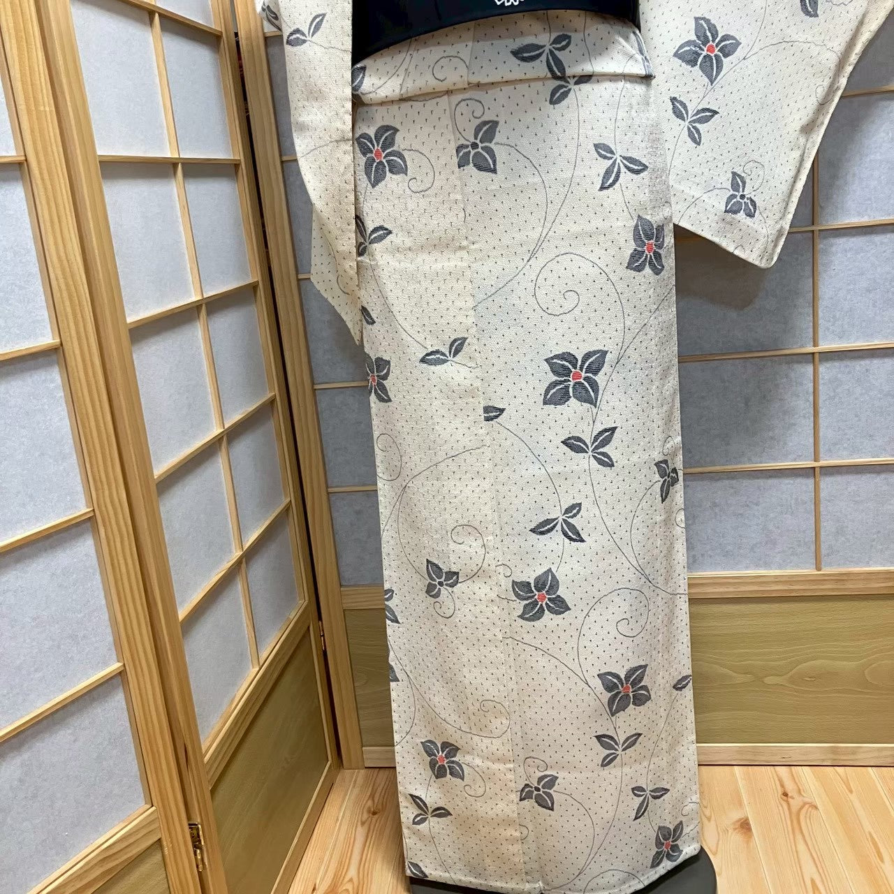 8744# Japanese Kimono only sold Vintage Womens Silk Fabric Robe Unlined kimono