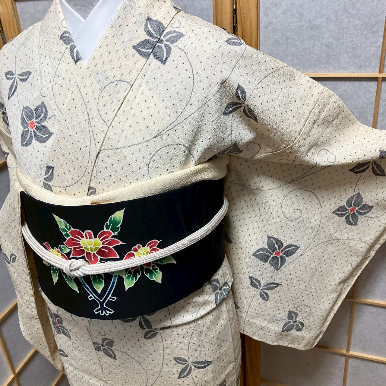 8744# Japanese Kimono only sold Vintage Womens Silk Fabric Robe Unlined kimono