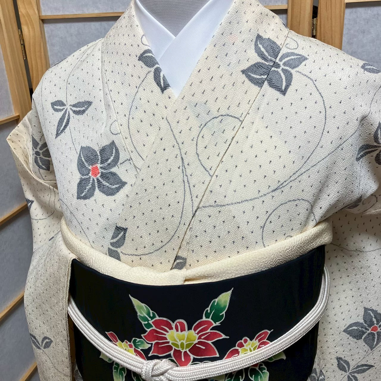 8744# Japanese Kimono only sold Vintage Womens Silk Fabric Robe Unlined kimono