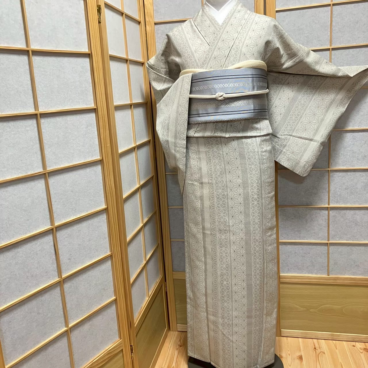 8745# Japanese Kimono only sold Vintage Womens Silk Fabric Robe Unlined kimono