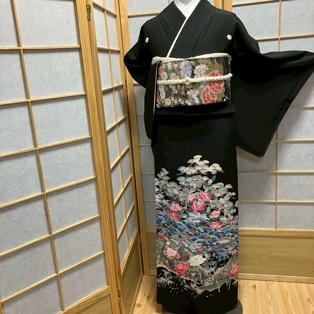 8462# Japanese Tomesode Kimono Vintage Womens Silk Fabric Robe Kimono only sold