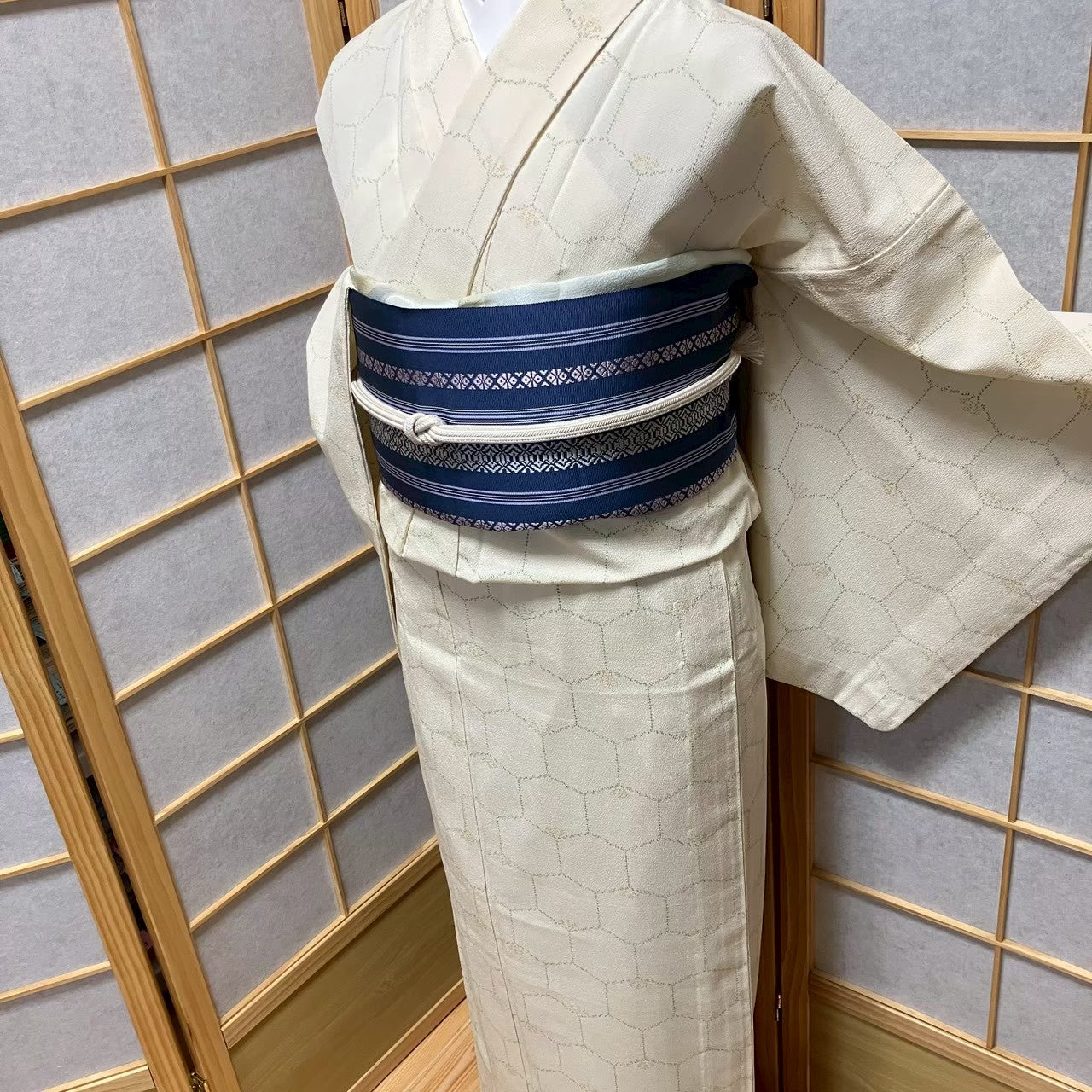 8486# Japanese Kimono only sold Vintage Womens Silk Fabric Robe Unlined kimono